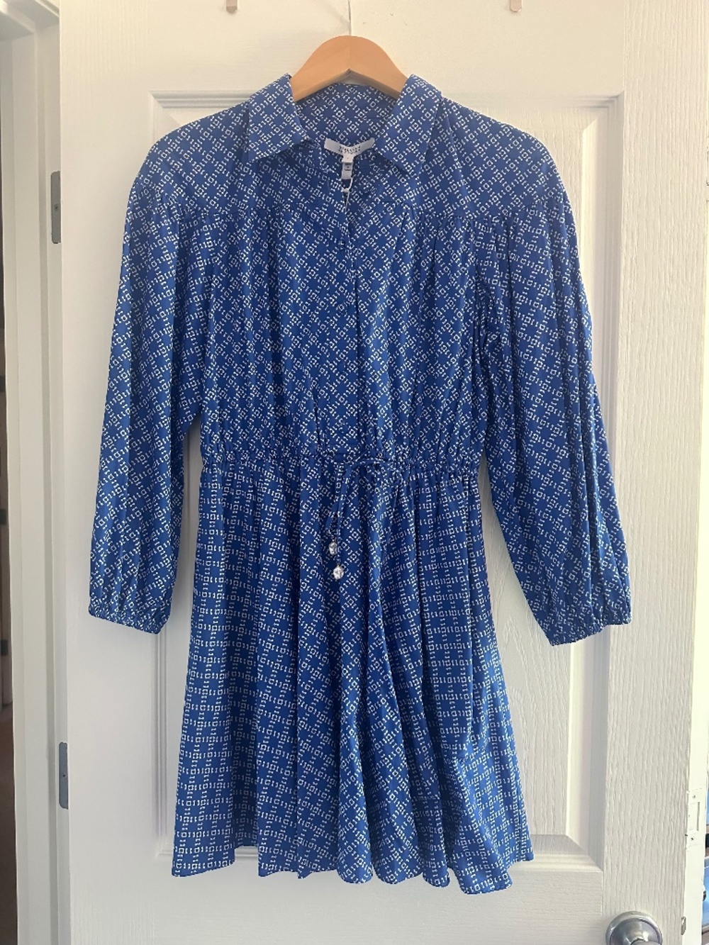 NWT Dereck Lam Blue patterned shirt dress